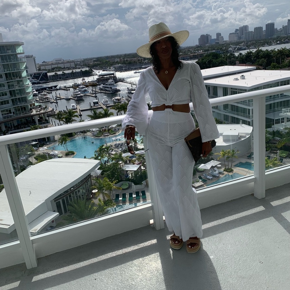 Elegant White Textured Jumpsuit